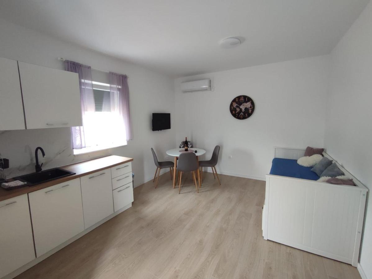 Appartement Anamarija *